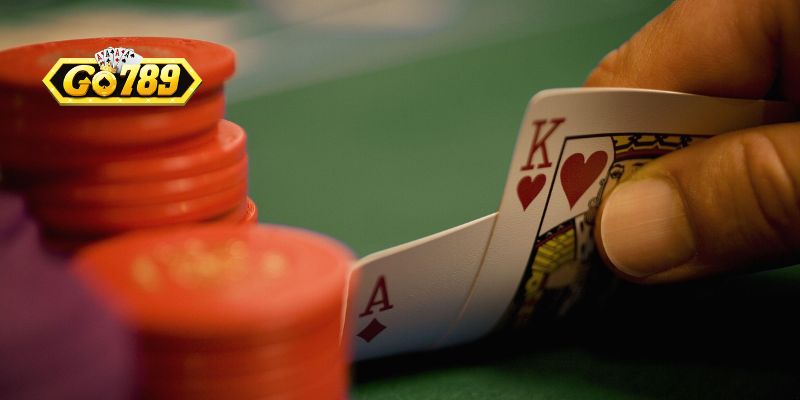 poker trực tuyến